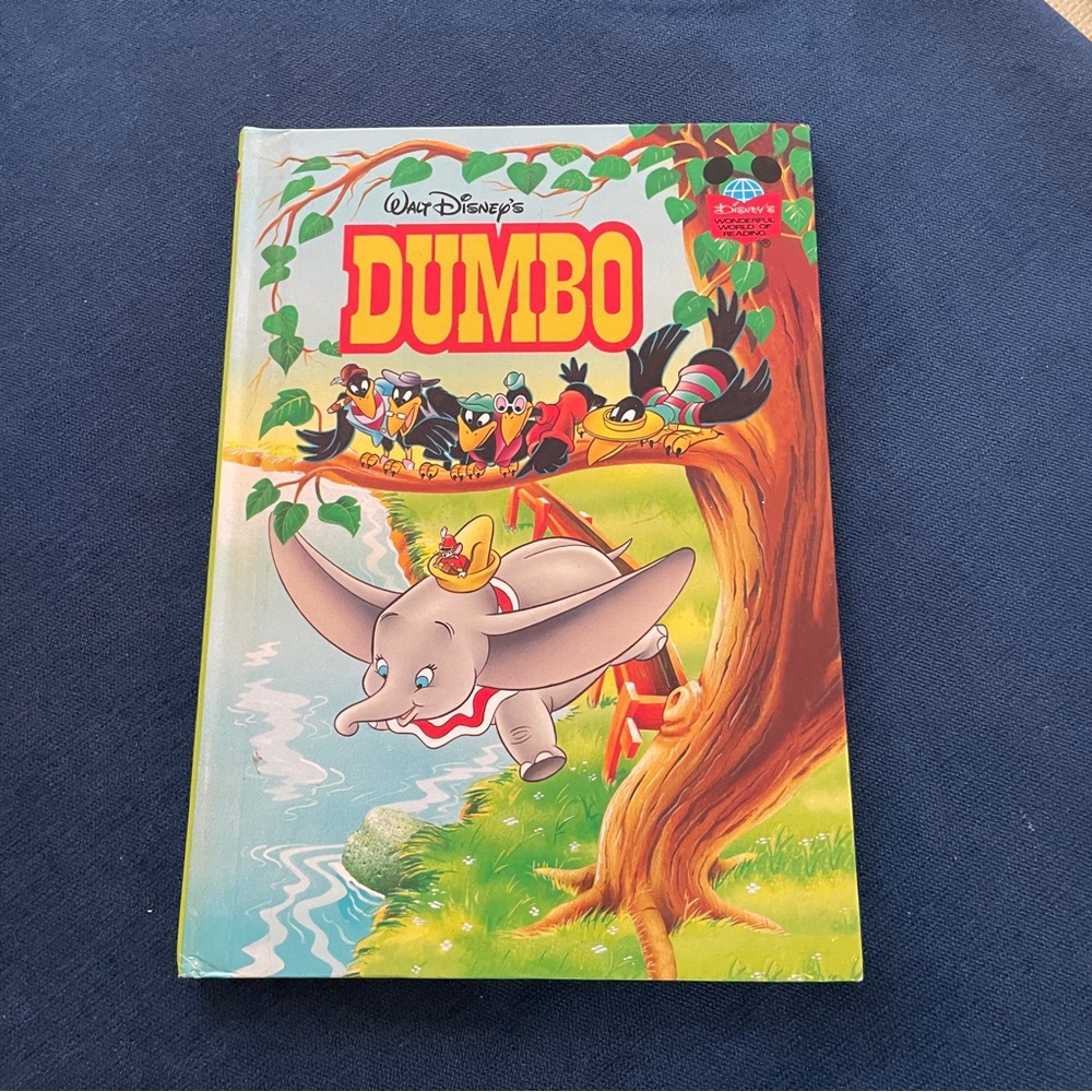 Vintage 1996 Disney Dumbo Book